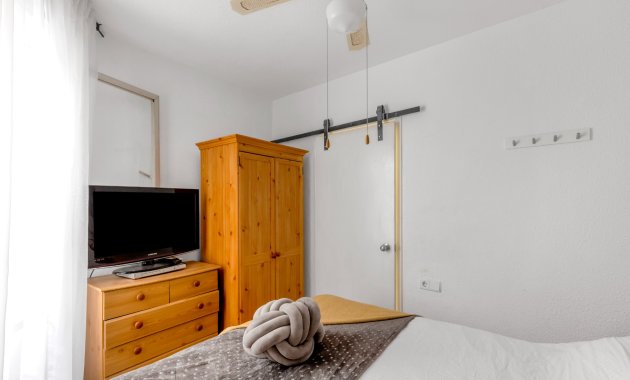Resale - Apartment  -
Torrevieja - Playa del Cura