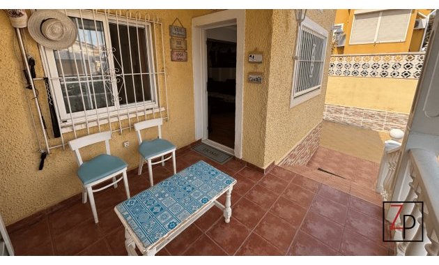 Resale - Villa -
San Fulgencio - urb. La Marina