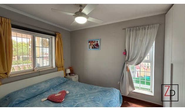 Resale - Villa -
San Fulgencio - urb. La Marina