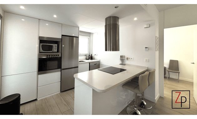 Resale - Bungalow -
Orihuela Costa - Villamartín