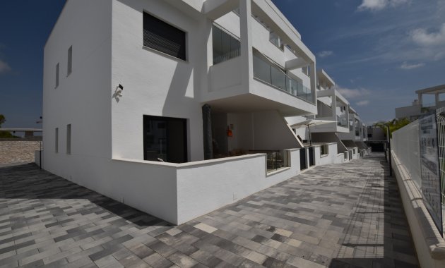 Resale - Apartment  -
Torrevieja - Los Balcones