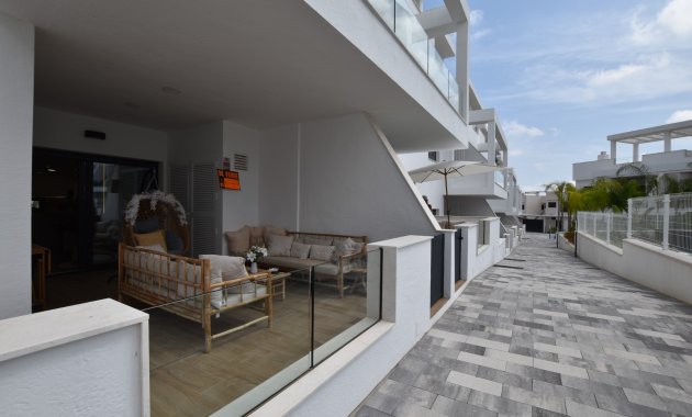 Resale - Apartment  -
Torrevieja - Los Balcones