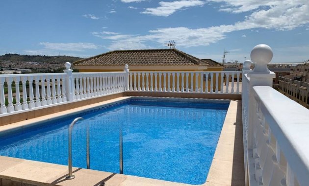 Resale - Apartment  -
Formentera del Segura