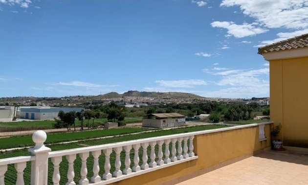 Resale - Apartment  -
Formentera del Segura