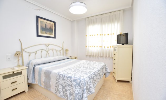 Resale - Apartment  -
Formentera del Segura