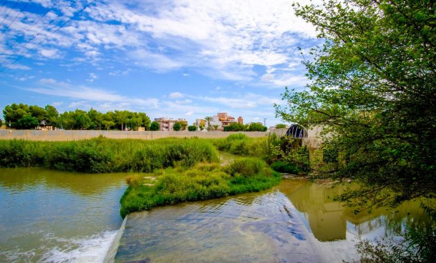 Resale - Apartment  -
Formentera del Segura