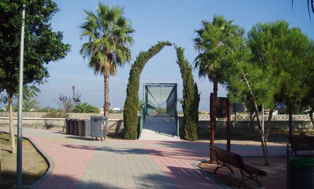 Resale - Apartment  -
Formentera del Segura