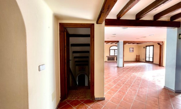 Resale - Commercial -
Torrevieja - Playa Los Locos