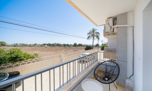 Resale - Apartment  -
Orihuela Costa - Punta Prima