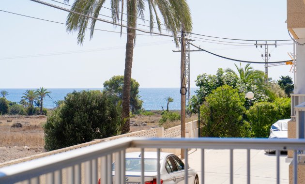 Resale - Apartment  -
Orihuela Costa - Punta Prima