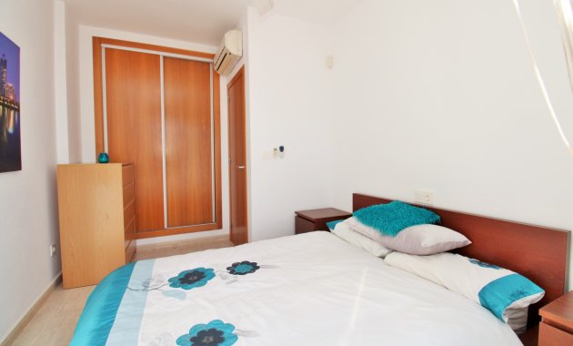 Resale - Villa -
Villamartín - PAU 8