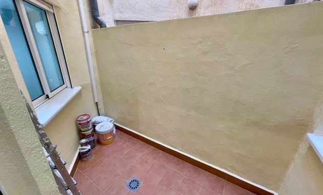 Resale - Apartment  -
Torrevieja - La Mata