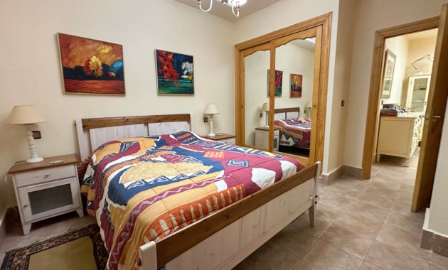 Resale - Apartment  -
Guardamar del Segura - Center