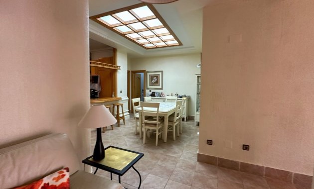 Resale - Apartment  -
Guardamar del Segura - Center