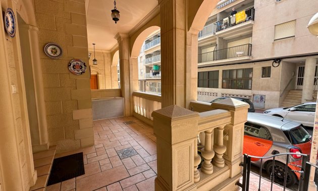 Resale - Apartment  -
Guardamar del Segura - Center