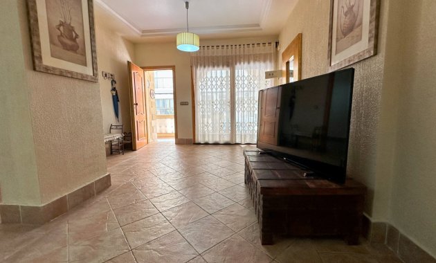 Resale - Apartment  -
Guardamar del Segura - Center