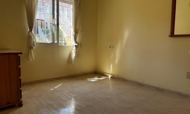 Resale - Apartment  -
San Miguel de Salinas - Blue Lagoon