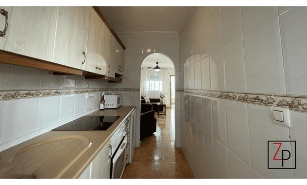 Resale - Apartment  -
Torrevieja - Baños de Europa