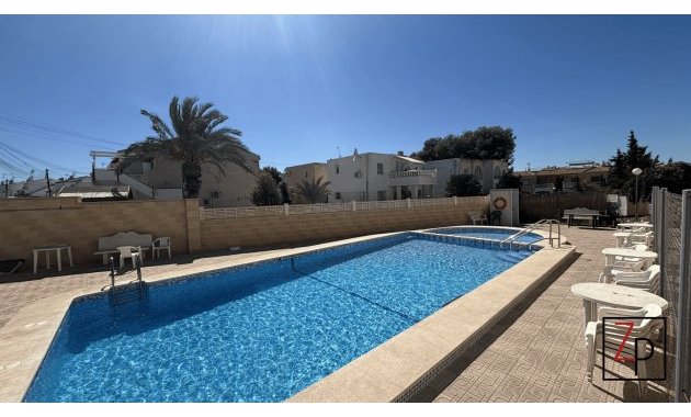 Resale - Townhouse -
Torrevieja - El Chaparral