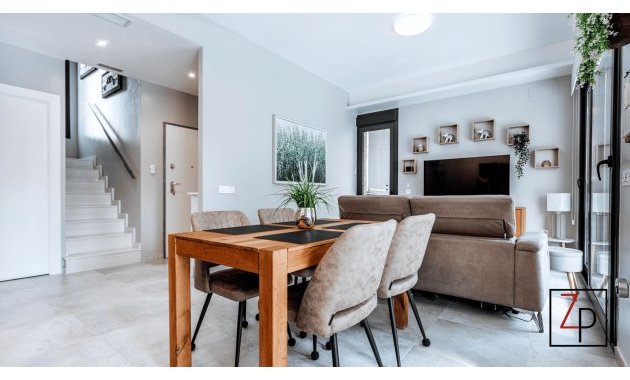 Resale - Villa -
Orihuela Costa - Lomas de Cabo Roig