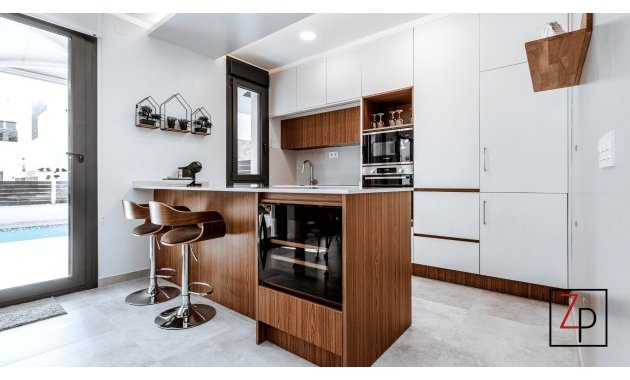 Resale - Villa -
Orihuela Costa - Lomas de Cabo Roig