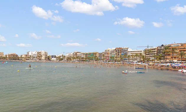 Resale - Apartment  -
Torrevieja - Playa del Cura