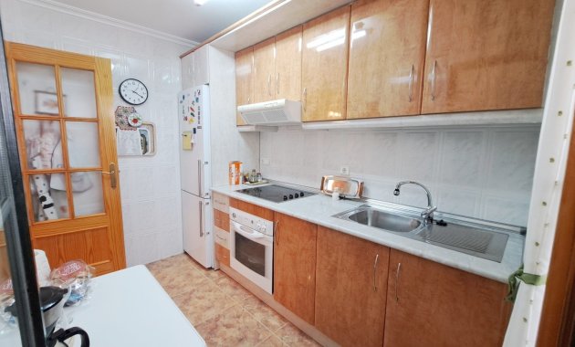 Resale - Apartment  -
Los Alcazares