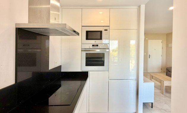 Resale - Apartment  -
Torrevieja - Los Balcones