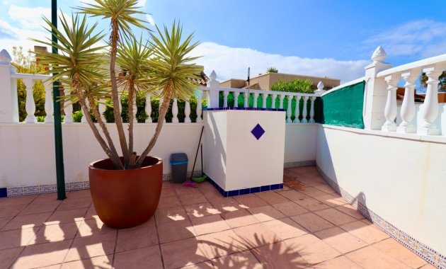 Resale - Villa -
Guardamar del Segura - El Raso