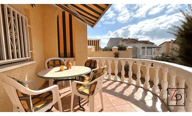 Resale - Villa -
San Fulgencio - urb. La Marina