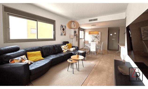 Resale - Apartment  -
Orihuela Costa - Villamartín