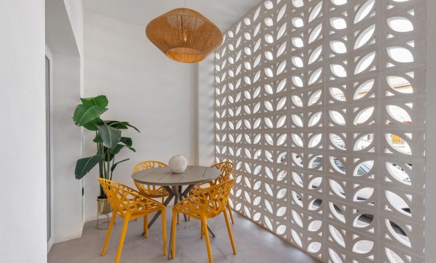 New Build - Ground floor apartment -
Torrevieja - Playa Los Naufragos