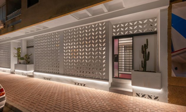 New Build - Ground floor apartment -
Torrevieja - Playa Los Naufragos