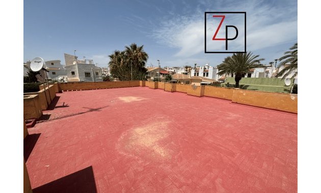 Resale - Villa -
Torrevieja - Playa de los Locos