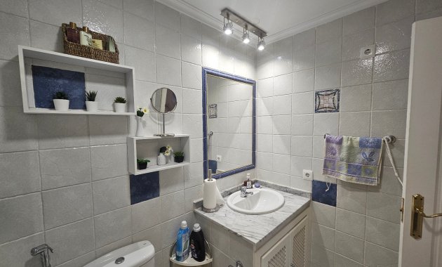 Resale - Apartment  -
Villamartín - PAU 8