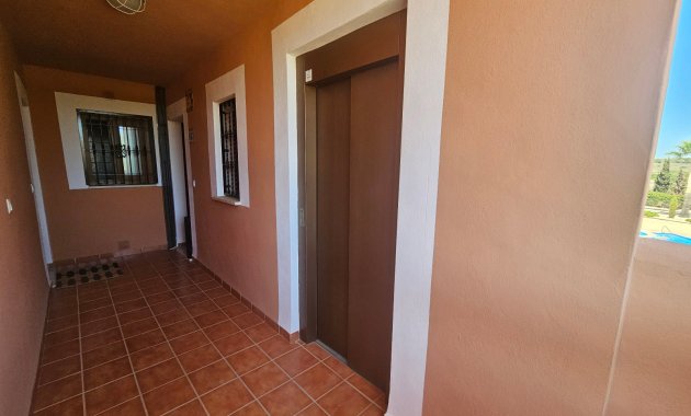 Resale - Apartment  -
Villamartín - PAU 8