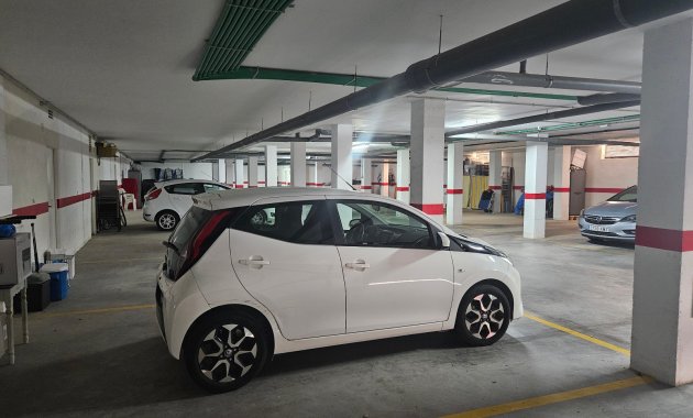 Resale - Apartment  -
Villamartín - PAU 8