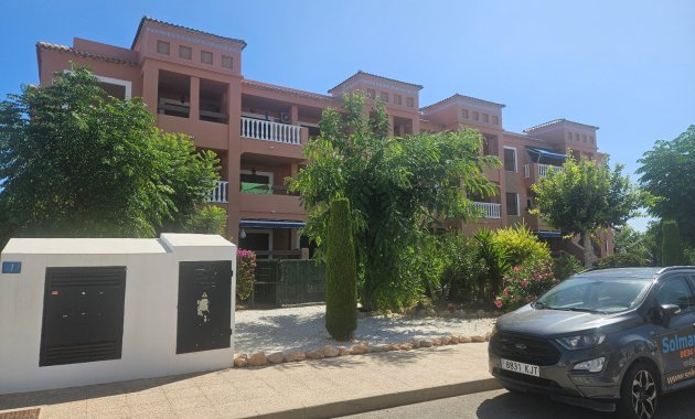 Resale - Apartment  -
Villamartín - PAU 8