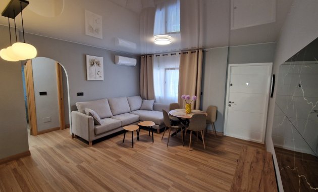 Reventa - Adosado -
Orihuela Costa - Villamartín