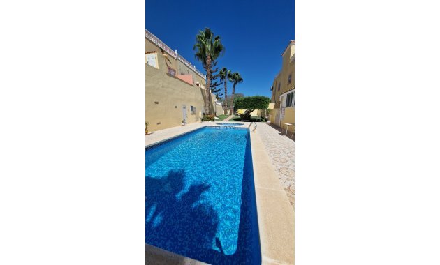 Resale - Townhouse -
Orihuela Costa - Villamartín
