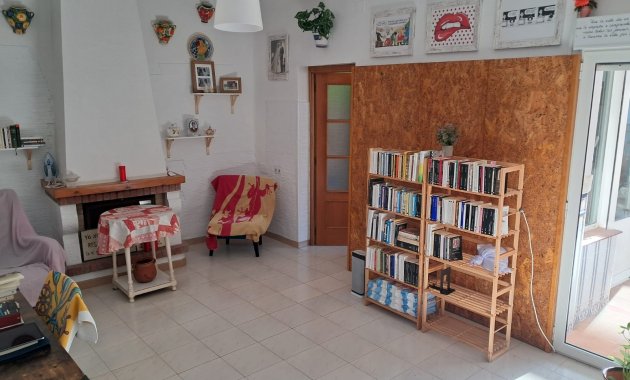 Resale - Townhouse -
Jacarilla