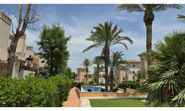 Resale - Villa -
Algorfa - La Finca Golf