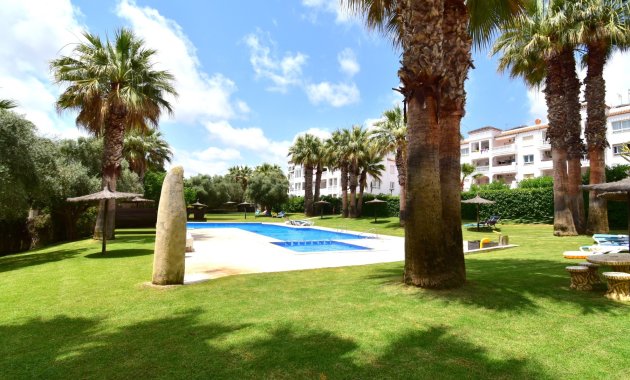 Resale - Apartment  -
Orihuela Costa - Villamartin
