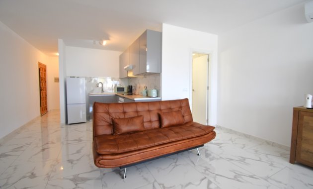 Resale - Apartment  -
Orihuela Costa - Villamartin