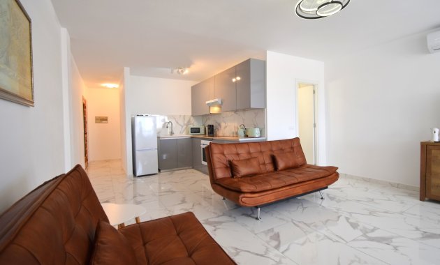 Resale - Apartment  -
Orihuela Costa - Villamartin