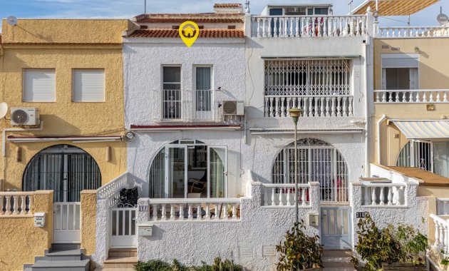 Resale - Townhouse -
Torrevieja - La Siesta