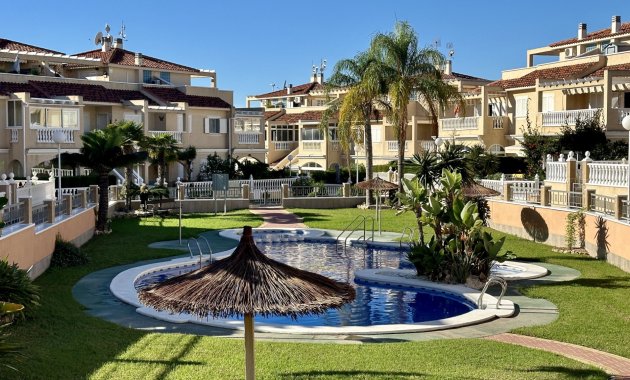 Resale - Apartment  -
Orihuela Costa - Playa Flamenca