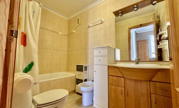 Resale - Apartment  -
Orihuela Costa - Playa Flamenca