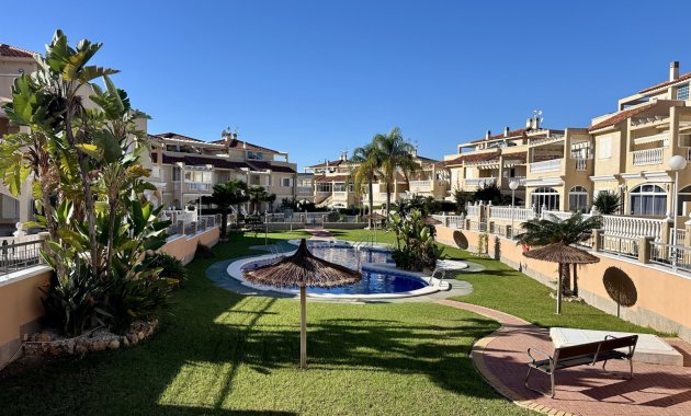 Resale - Apartment  -
Orihuela Costa - Playa Flamenca