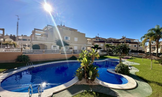 Resale - Apartment  -
Orihuela Costa - Playa Flamenca